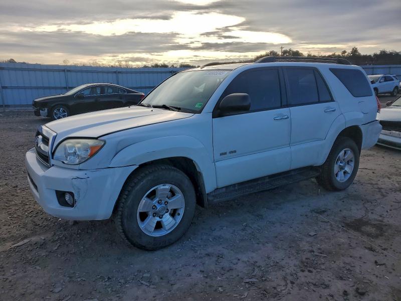 TOYOTA 4RUNNER SR 2008 with VIN JTEBU14R38K004485 - Photo from auction