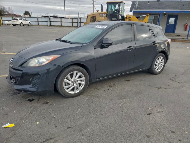 MAZDA 3 I 2013 with VIN JM1BL1L70D1747578 - Photo from auction