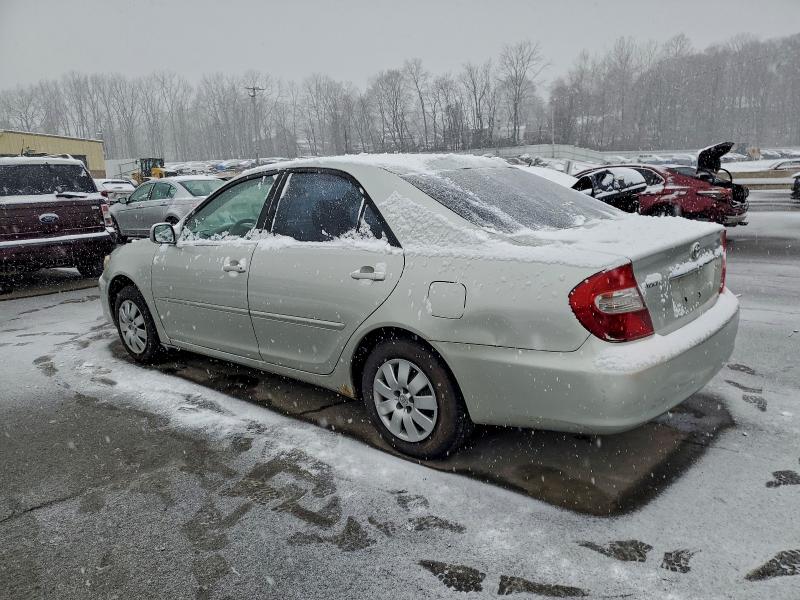 Photo 2 from auction – 2002 TOYOTA CAMRY LE with VIN JTDBE32K520086838