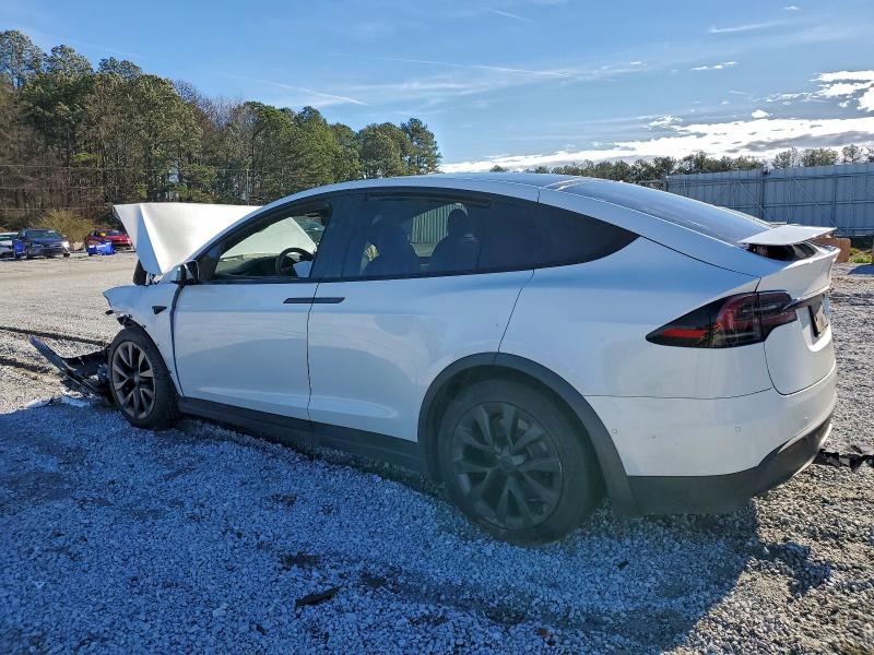Photo 2 from auction – 2022 TESLA MODEL X with VIN 7SAXCBE58NF360568