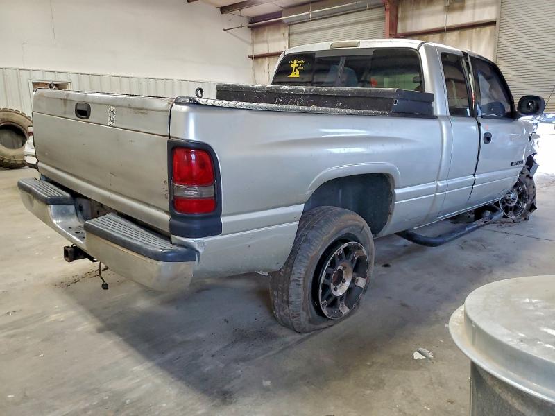 Фото 3 с аукциона – 2001 DODGE RAM 1500 с VIN 3B7HF13Y71M540839