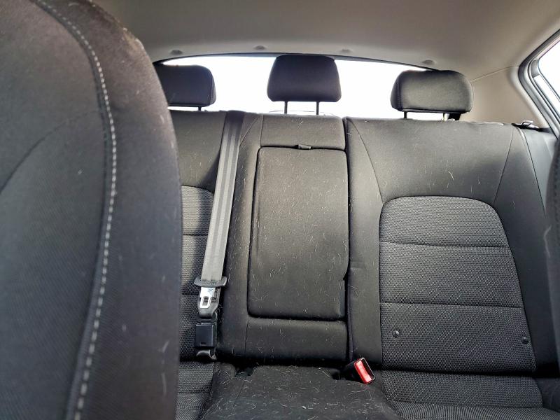 Photo 10 from auction – 2017 KIA FORTE LX with VIN KNAFK5A80H5705124