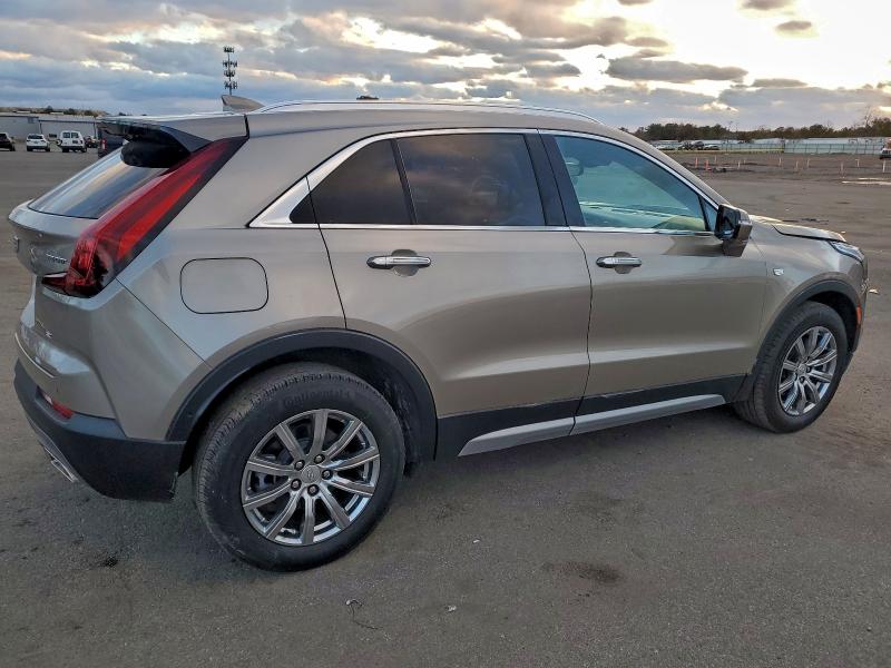 Photo 3 from auction – 2022 CADILLAC XT4 PREMIU with VIN 1GYFZDR40NF160701