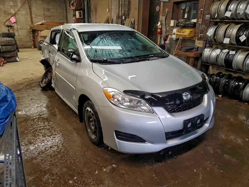Photo 4 from auction – 2013 TOYOTA COROLLA MATRIX with VIN 2T1KU4EE2DC106020