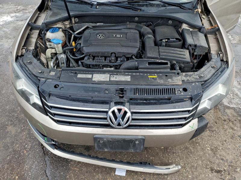 Photo 11 from auction – 2015 VOLKSWAGEN PASSAT SE with VIN 1VWBT7A37FC011874