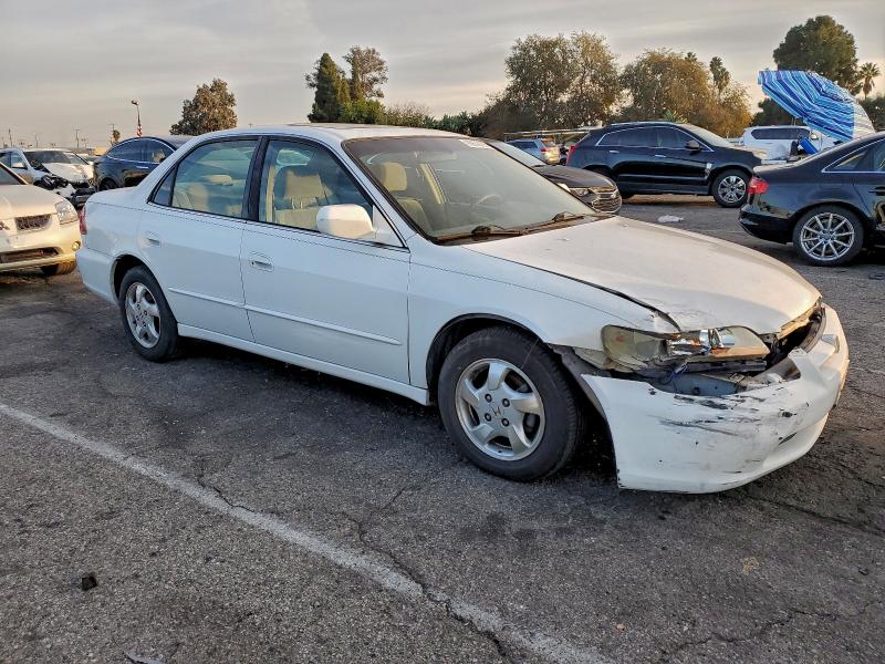 Photo 4 from auction – 2000 HONDA ACCORD EX with VIN JHMCG6674YC028795