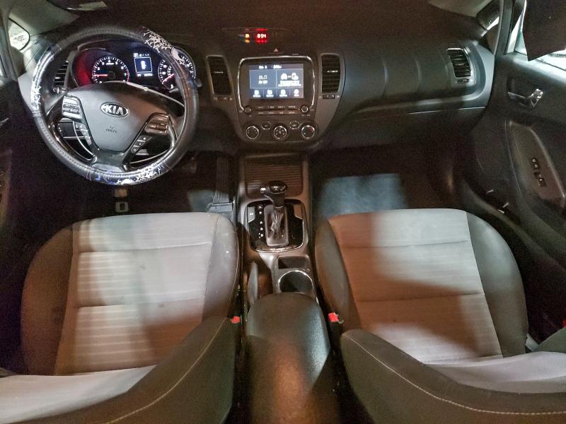 Photo 8 from auction – 2017 KIA FORTE LX with VIN 3KPFL4A75HE037519