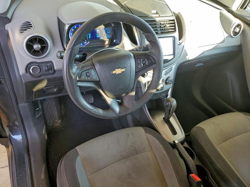 Photo 8 from auction – 2016 CHEVROLET TRAX 1LT with VIN 3GNCJLSB2GL143482