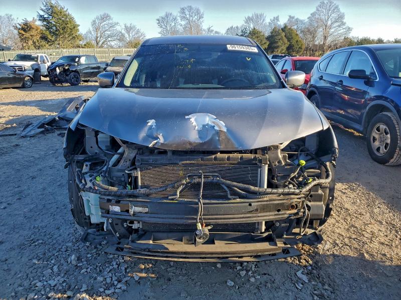 Photo 5 from auction – 2017 NISSAN ROGUE with VIN JN8AT2MT5HW384401