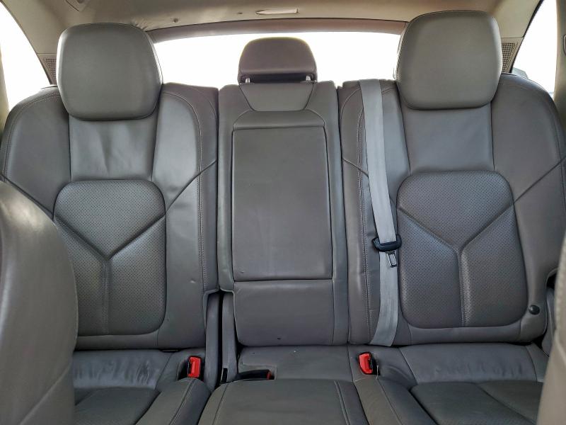 Photo 10 from auction – 2013 PORSCHE CAYENNE with VIN WP1AF2A29DLA40921