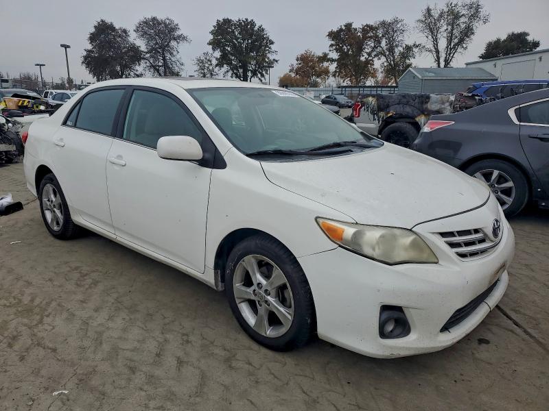 Photo 4 from auction – 2013 TOYOTA COROLLA BA with VIN 5YFBU4EE8DP111626