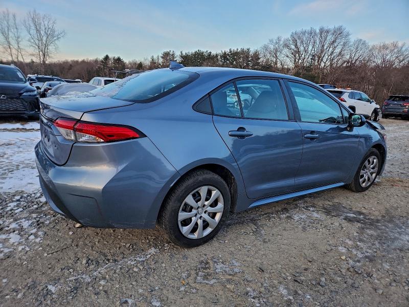 Photo 3 from auction – 2022 TOYOTA COROLLA LE with VIN 5YFEPMAE3NP341005