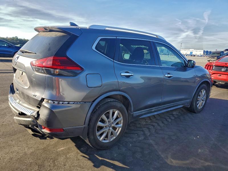 Photo 3 from auction – 2017 NISSAN ROGUE S with VIN KNMAT2MT7HP609830