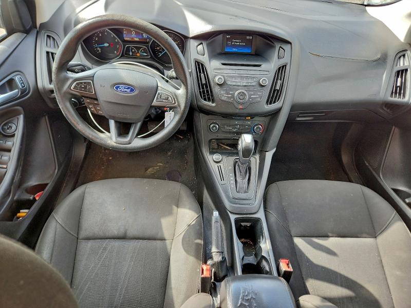 Photo 8 from auction – 2015 FORD FOCUS SE with VIN 1FADP3F28FL282814