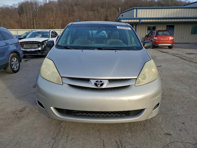 Photo 5 from auction – 2006 TOYOTA SIENNA with VIN 5TDZA23C46S478904