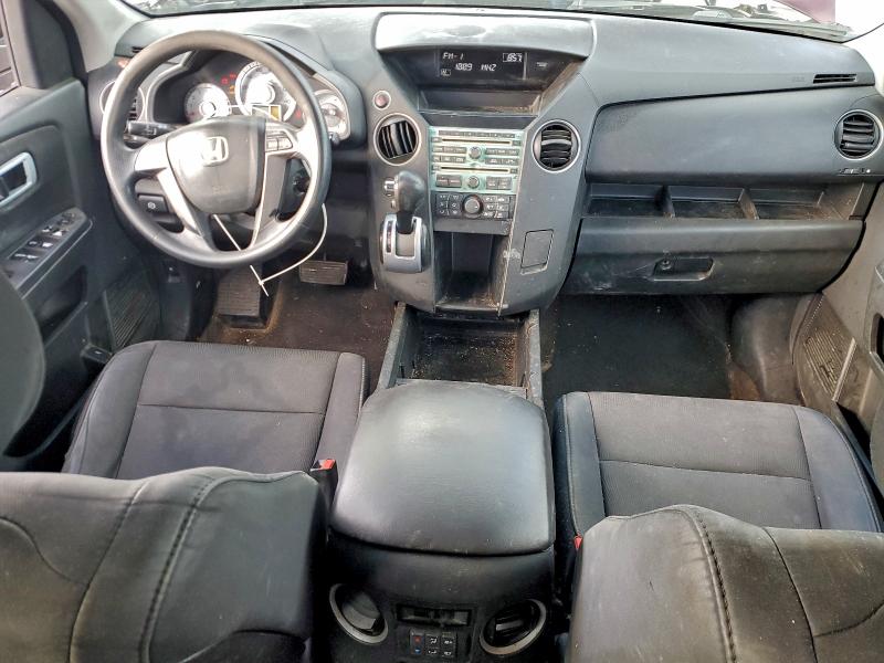Photo 8 from auction – 2011 HONDA PILOT LX with VIN 5FNYF3H27BB034160