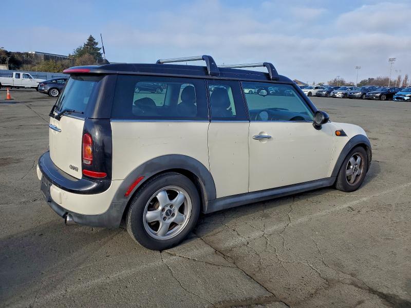 Photo 3 from auction – 2009 MINI COOPER CLU with VIN WMWML33529TX35332