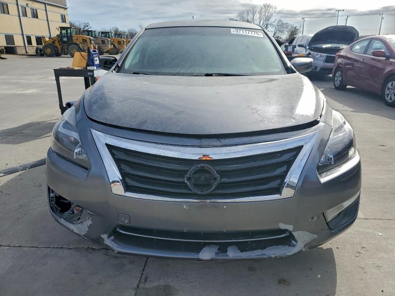 Photo 5 from auction – 2014 NISSAN ALTIMA 2.5 with VIN 1N4AL3AP3EN225053
