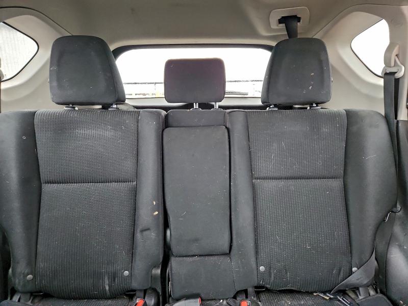 Photo 10 from auction – 2018 TOYOTA RAV4 LE with VIN 2T3BFREV7JW853184