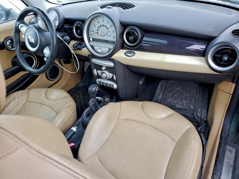 Photo 8 from auction – 2007 MINI COOPER S with VIN WMWMF73537TL91070