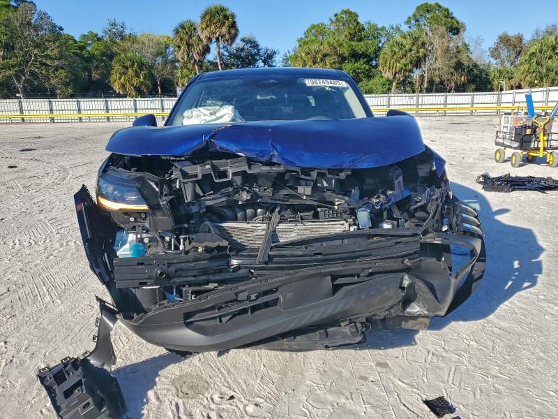 Photo 5 from auction – 2025 NISSAN KICKS SV with VIN 3N8AP6CA7SL303469