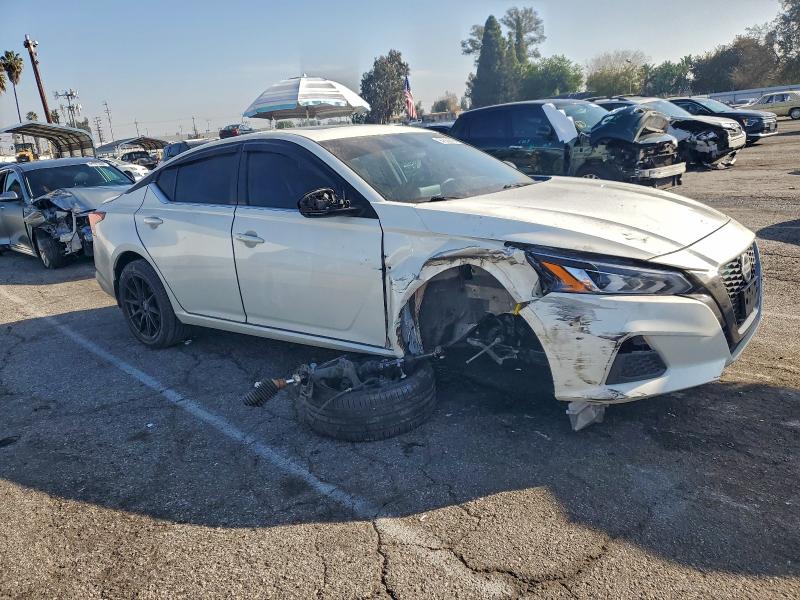 Photo 4 from auction – 2021 NISSAN ALTIMA SR with VIN 1N4BL4CV7MN420464