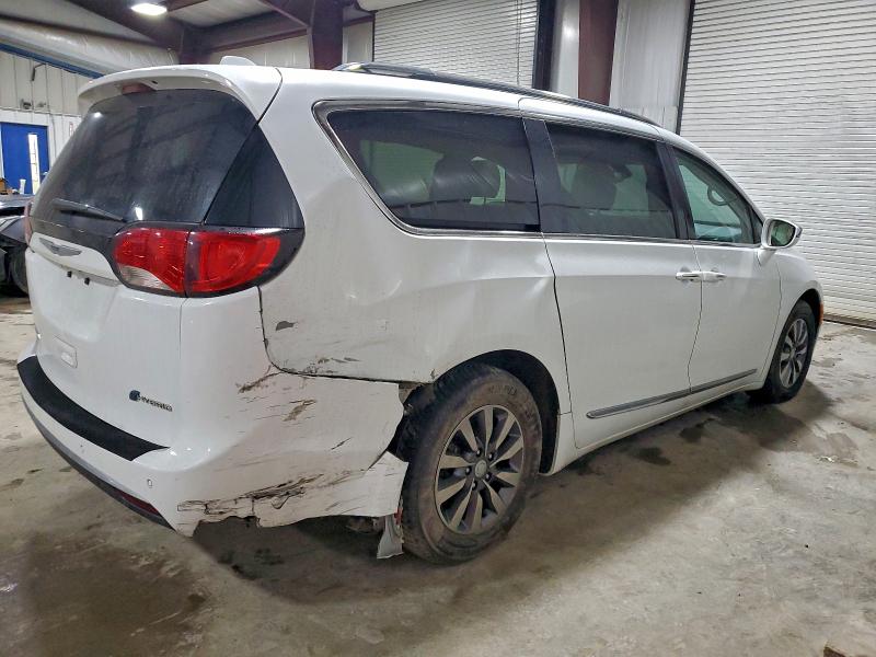 Photo 3 from auction – 2019 CHRYSLER PACIFICA H with VIN 2C4RC1N73KR605567