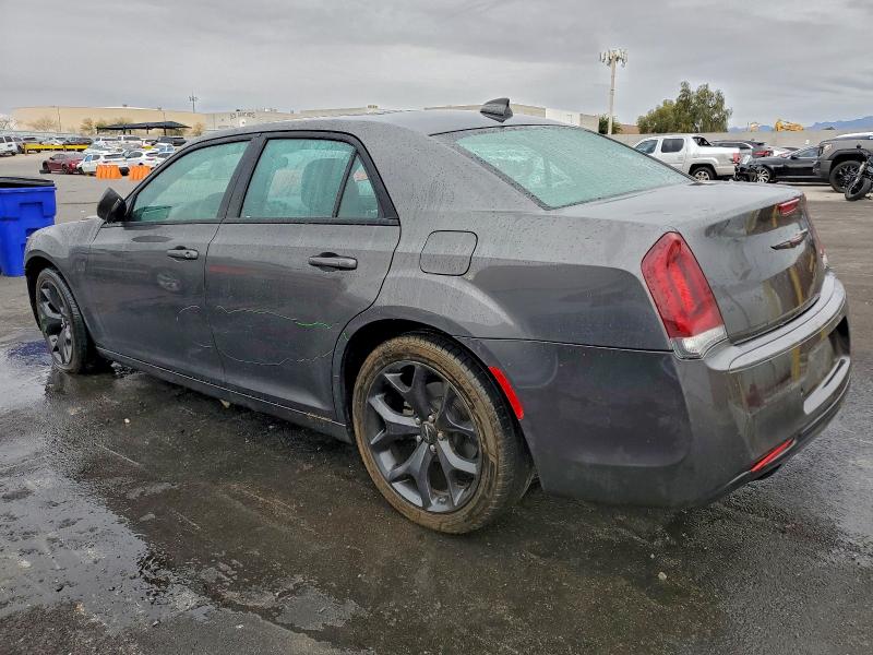 Photo 2 from auction – 2023 CHRYSLER 300 S with VIN 2C3CCABG9PH637046