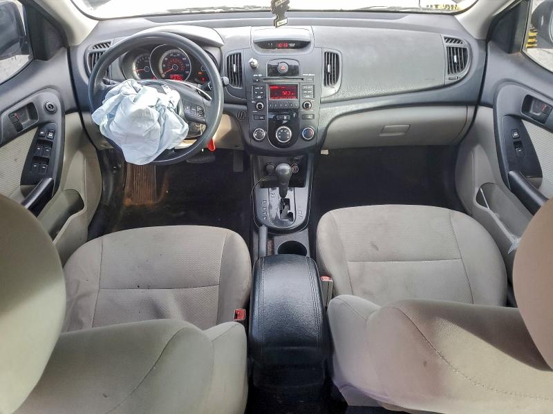 Photo 8 from auction – 2010 KIA FORTE with VIN KNAFU4A21A5862912