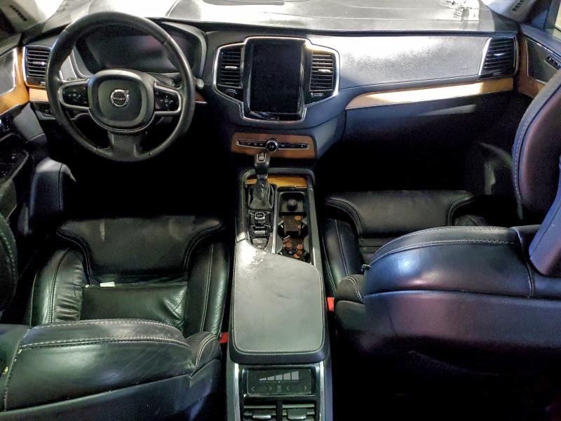 Photo 8 from auction – 2016 VOLVO XC90 T6 with VIN YV4A22PL5G1017646