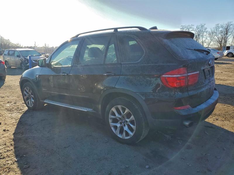 Photo 2 from auction – 2012 BMW X5 XDRIVE3 with VIN 5UXZV4C59CL754782
