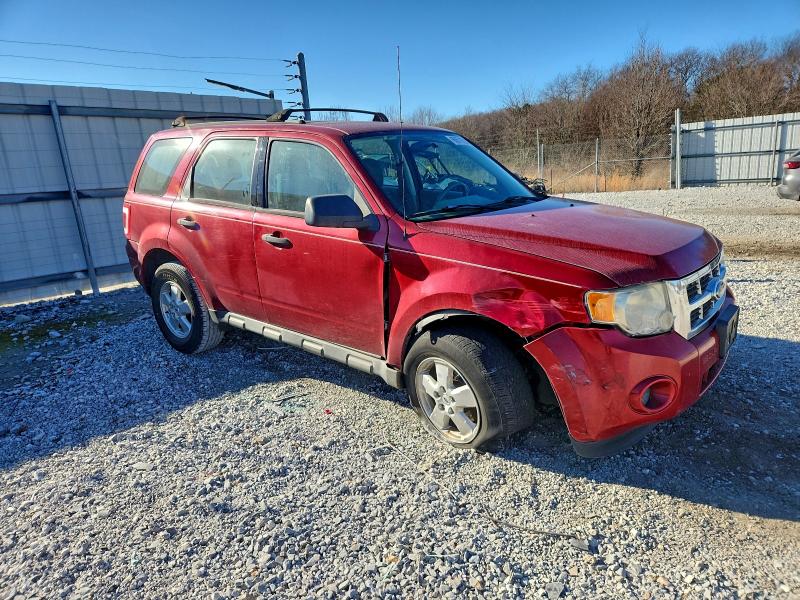 Photo 4 from auction – 2010 FORD ESCAPE XLS with VIN 1FMCU0C76AKA13329