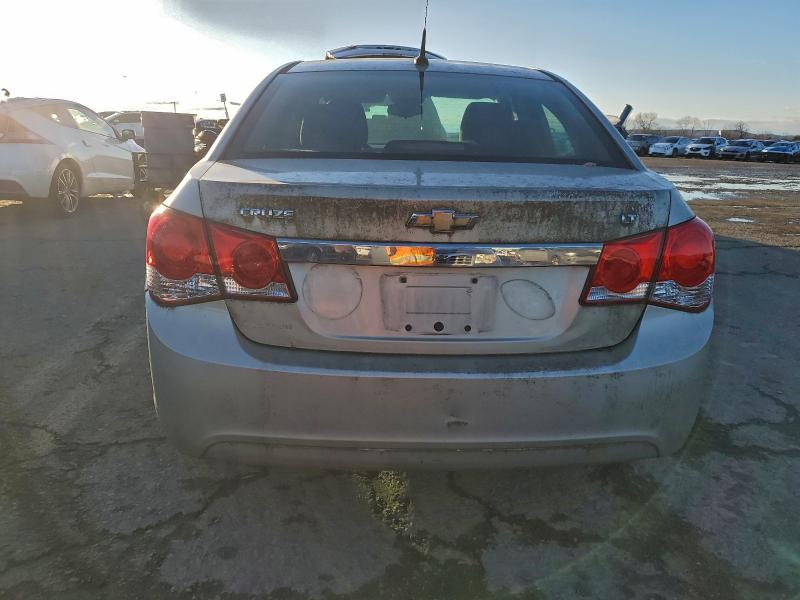 Photo 6 from auction – 2014 CHEVROLET CRUZE LT with VIN 1G1PC5SB9E7361980