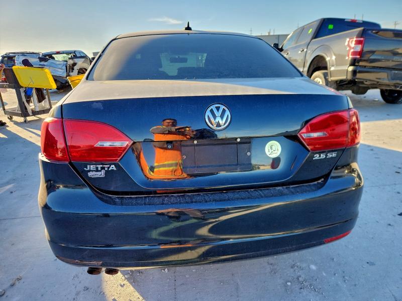 Photo 6 from auction – 2012 VOLKSWAGEN JETTA with VIN 3VWDX7AJXCM411238