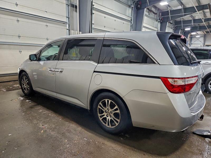 Photo 2 from auction – 2011 HONDA ODYSSEY EX with VIN 5FNRL5H68BB060360