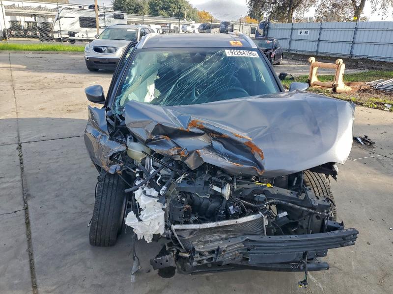 Photo 5 from auction – 2022 NISSAN KICKS with VIN 3N1CP5CV0NL482253