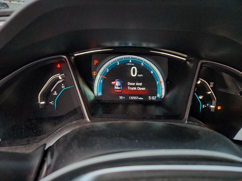 Photo 9 from auction – 2018 HONDA CIVIC EX with VIN 2HGFC2F79JH565864