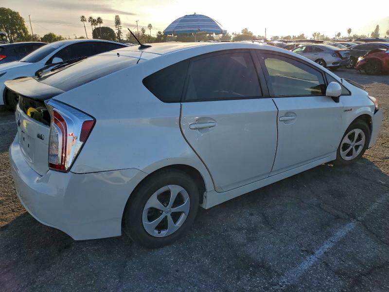 Photo 3 from auction – 2013 TOYOTA PRIUS with VIN JTDKN3DU5D5654218