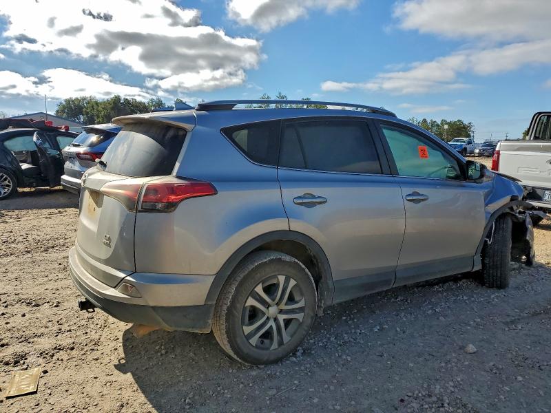 Photo 3 from auction – 2017 TOYOTA RAV4 LE with VIN 2T3BFREV2HW617794