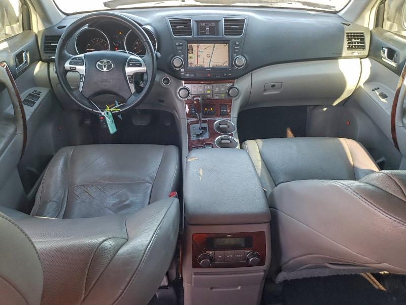Photo 8 from auction – 2012 TOYOTA HIGHLANDER with VIN 5TDYK3EH7CS051686
