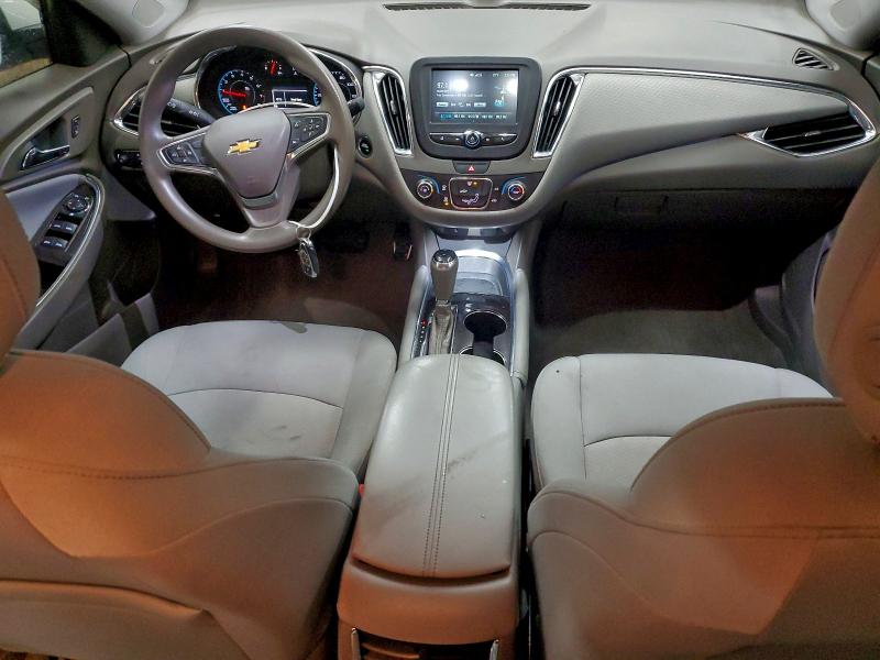 Photo 8 from auction – 2018 CHEVROLET MALIBU LT with VIN 1G1ZD5ST9JF131368
