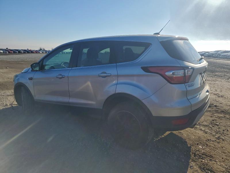 صورة رقم 2 من المزاد - 2017 FORD ESCAPE SE مع VIN 1FMCU0GD3HUD18754