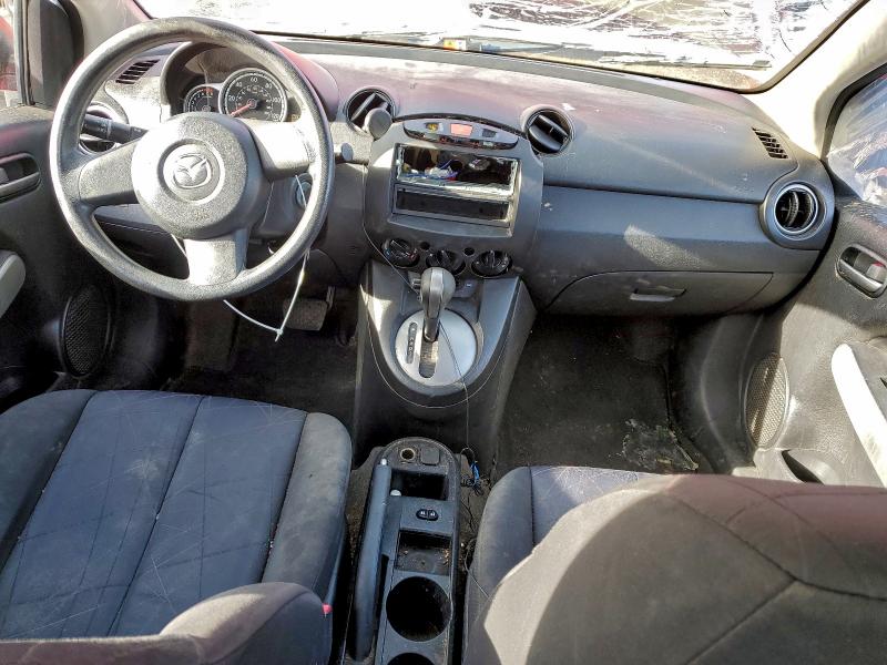 Photo 8 from auction – 2012 MAZDA MAZDA2 with VIN JM1DE1KY8C0142855