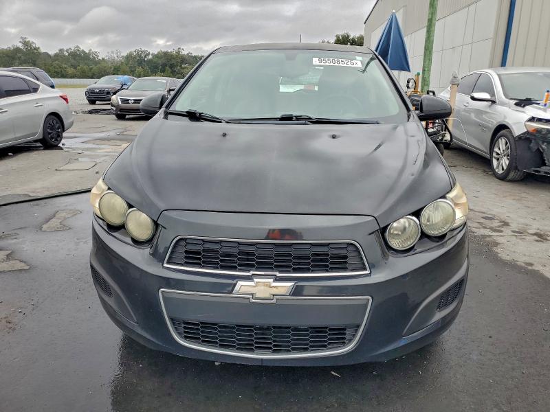 Photo 5 from auction – 2015 CHEVROLET SONIC LT with VIN 1G1JC6SH9F4109326
