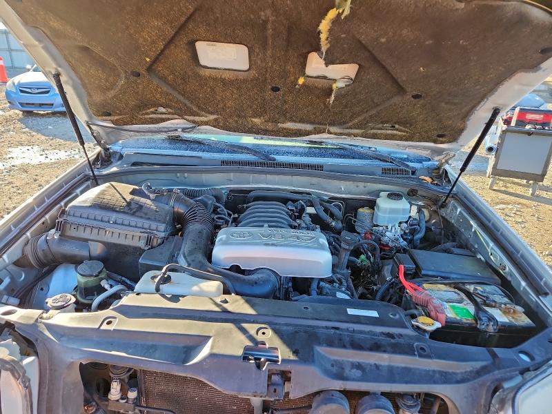 Foto 11 de la subasta – 2005 TOYOTA 4RUNNER SR con VIN JTEBT14R550052869