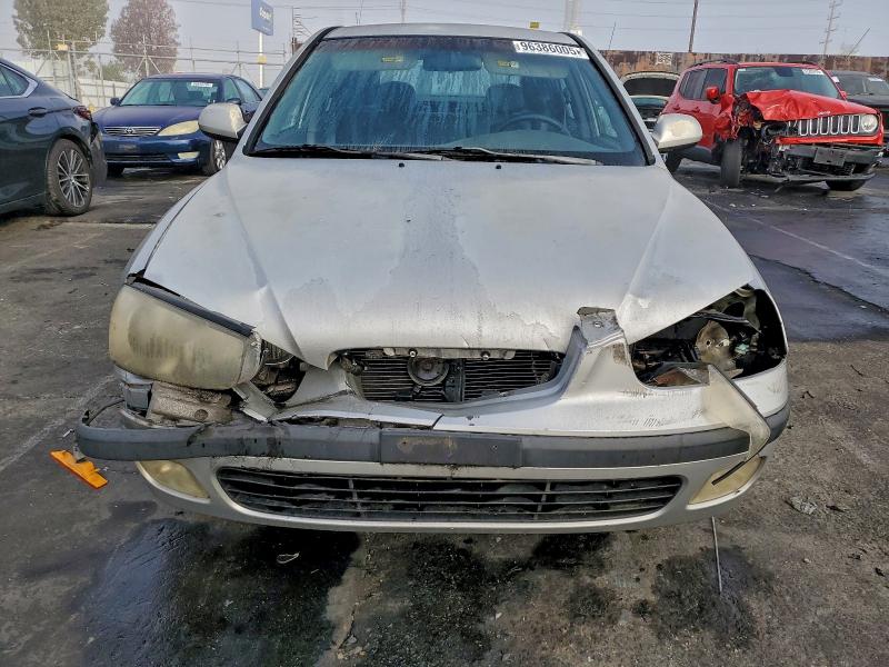 Photo 5 from auction – 2003 HYUNDAI ELANTRA with VIN KMHDN55D93U096716