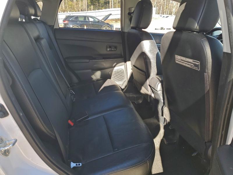 Photo 11 from auction – 2016 MITSUBISHI OUTLANDER with VIN JA4AP4AW0GZ027354