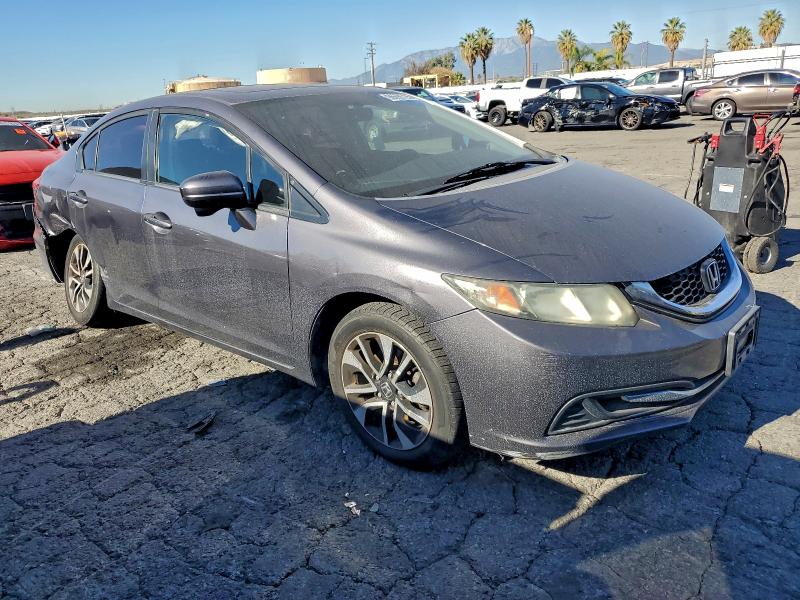 Photo 4 from auction – 2015 HONDA CIVIC with VIN 19XFB2F89FE212117