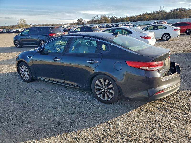Photo 2 from auction – 2016 KIA OPTIMA EX with VIN 5XXGU4L31GG009637