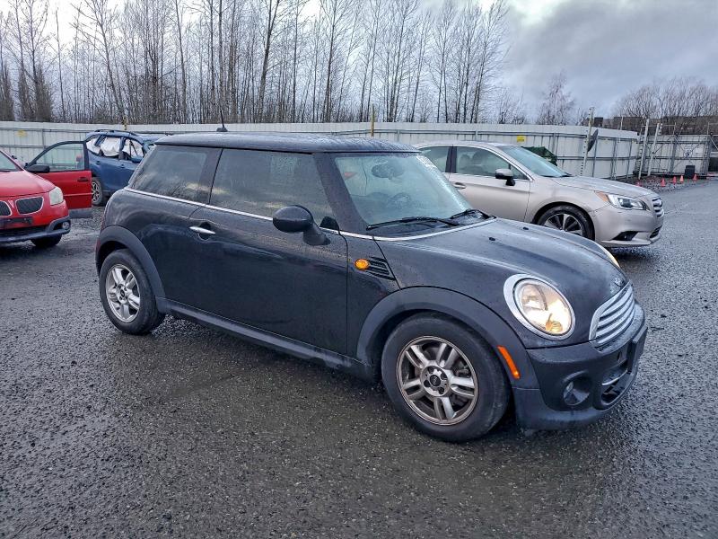 Photo 4 from auction – 2013 MINI COOPER with VIN WMWSU3C59DT547162